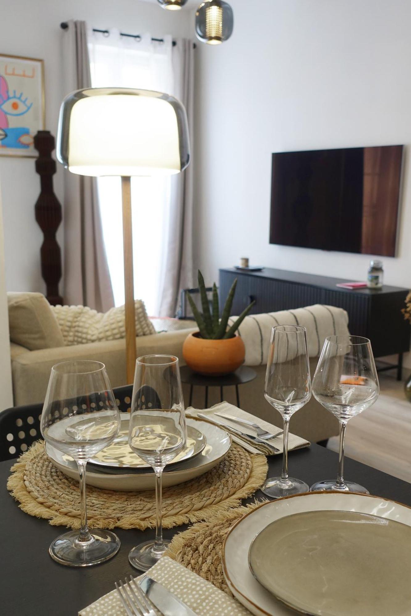 Ferienwohnung Beau Loft Au Coeur De Toulon Exterior foto